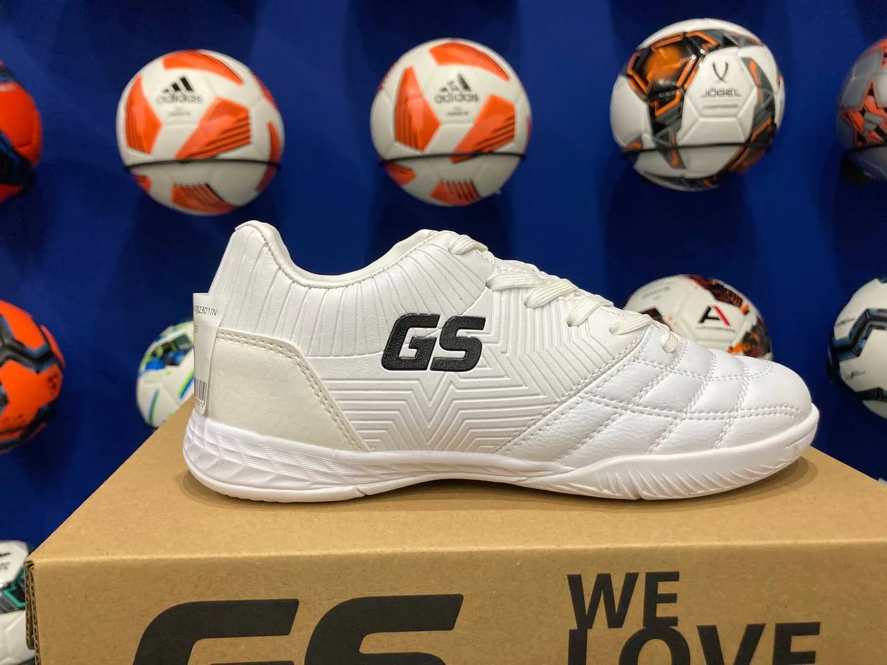 Футзалки GS Vittoria IN VIJ2301IN белые